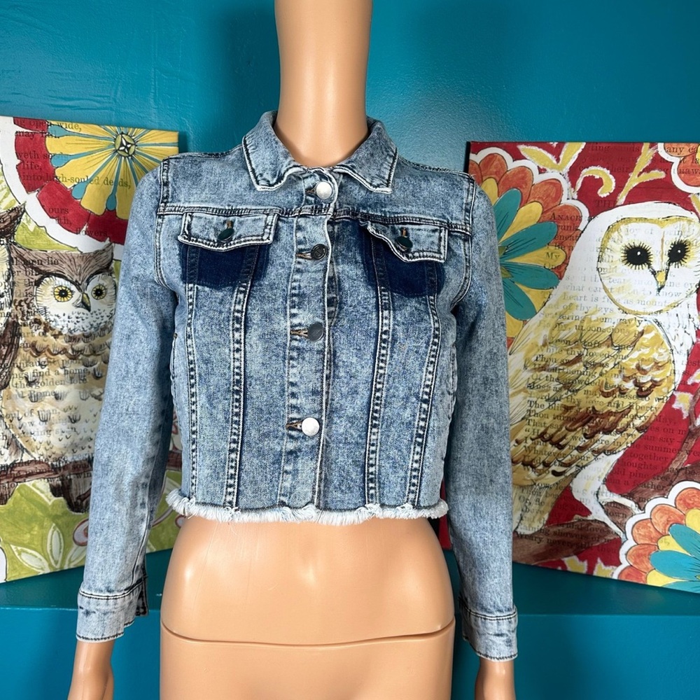 Treasure & Bond Jean‎ Jacket Denim Embroidered Cropped